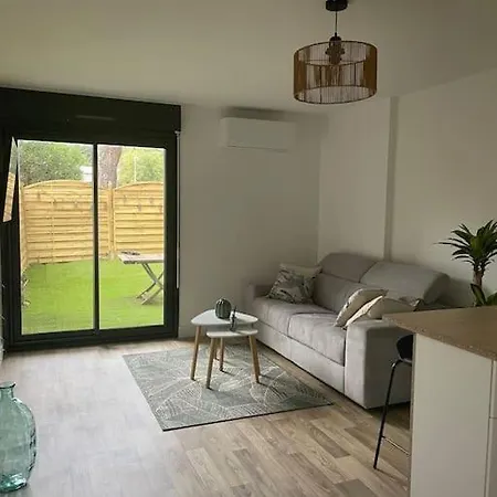 Studio De Standing Avec Jardin